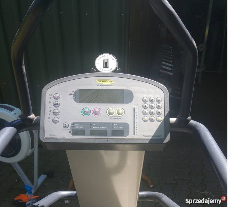 rower treningowy STEPPER technogym STEP XT PRO Sprzęt do ćwiczeń