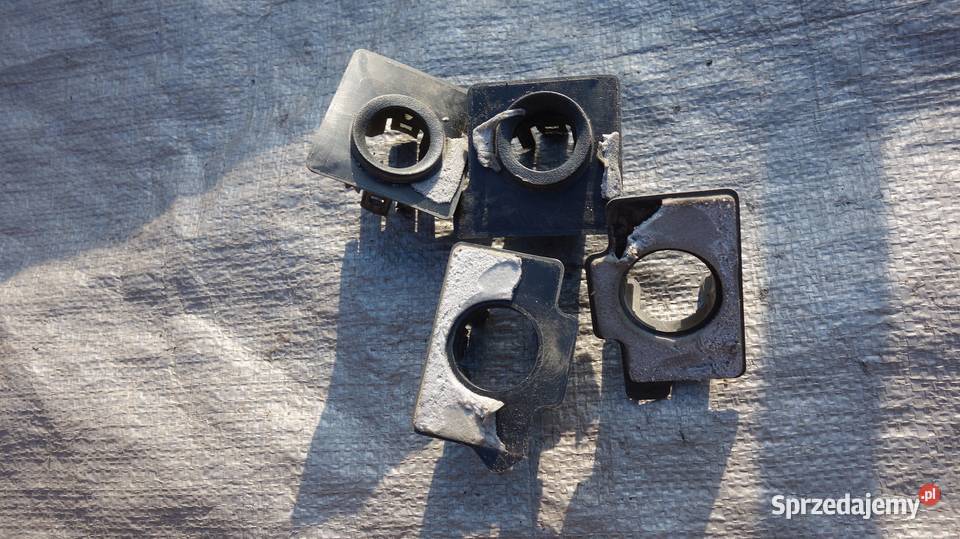 TOYOTA CHR 2016 KOSZYK UCHWYT CZUJNIKA PDC TYL Karoseria