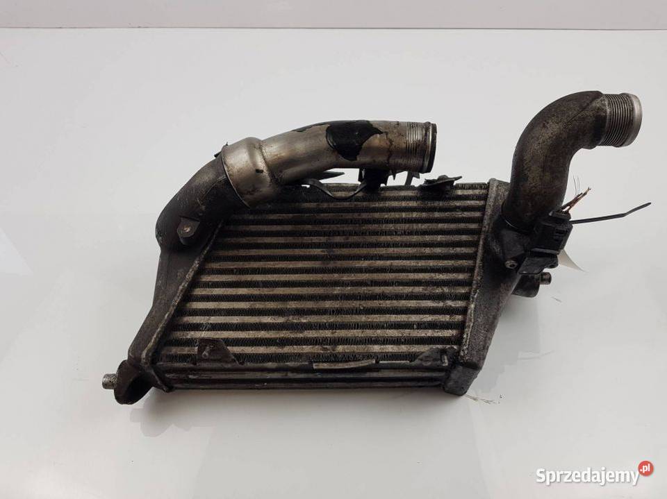 INTERCOOLER 4E0145871G LEWY A8 D3 Lipno