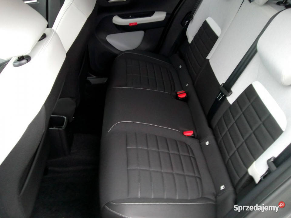 Citroen C3 12 Turbo 100 Polisa 1 Gwarancja na 8 Hatchback Krasne