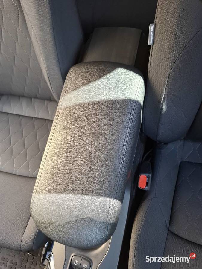 Toyota corolla cross Podłokietnik wysuwany Pozostałe Stargard