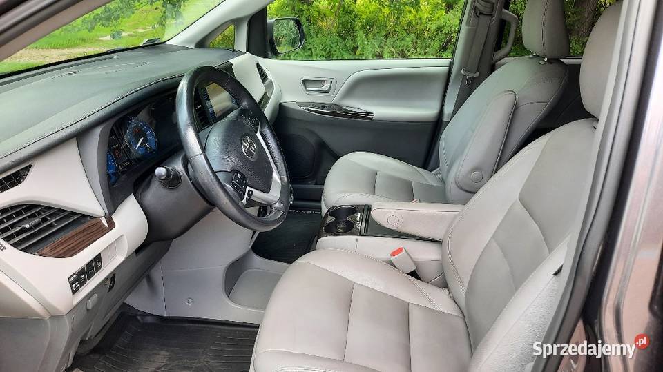 Toyota SIENNA 35300 7osób 92tkm Skóra Navi Toyota Jaśkowice