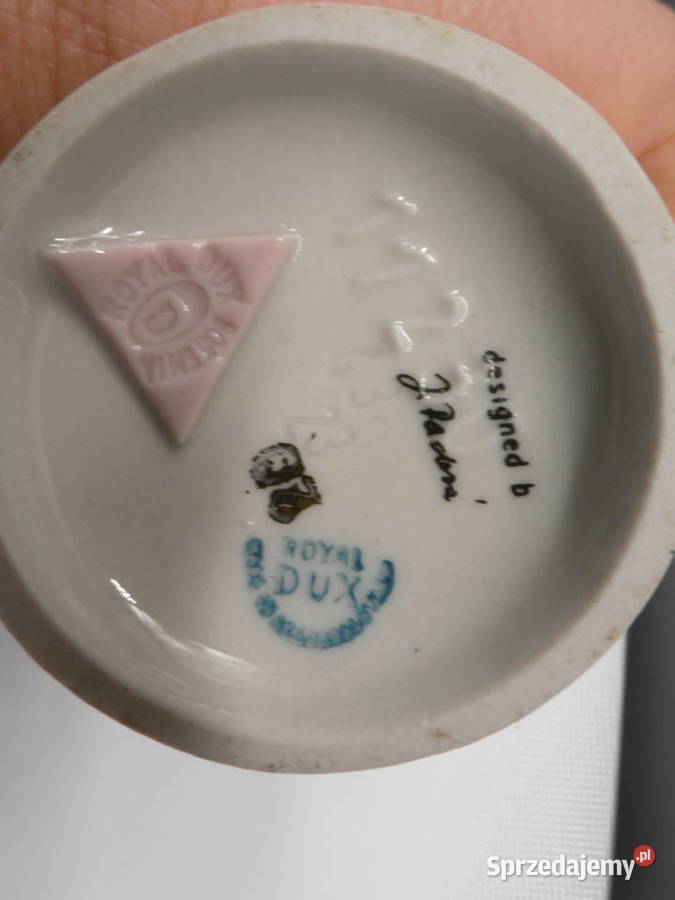 Wazon wazonik porcelanowy wyprodukowany firmę Porcelana i szkło Raszków sprzedam