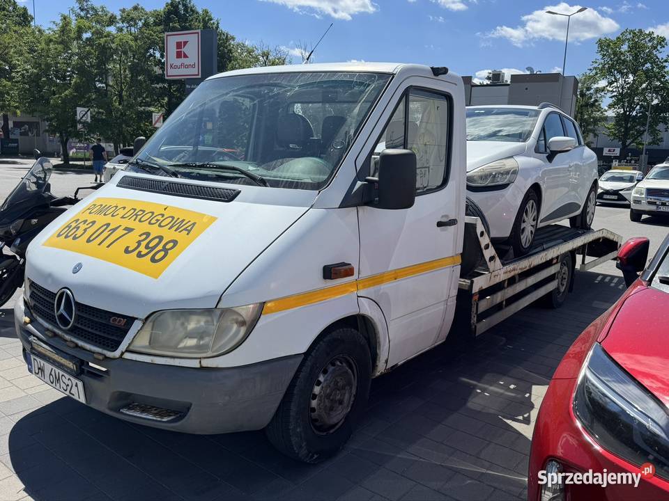 Mercedes Sprinter laweta pomoc drogowa Długołęka