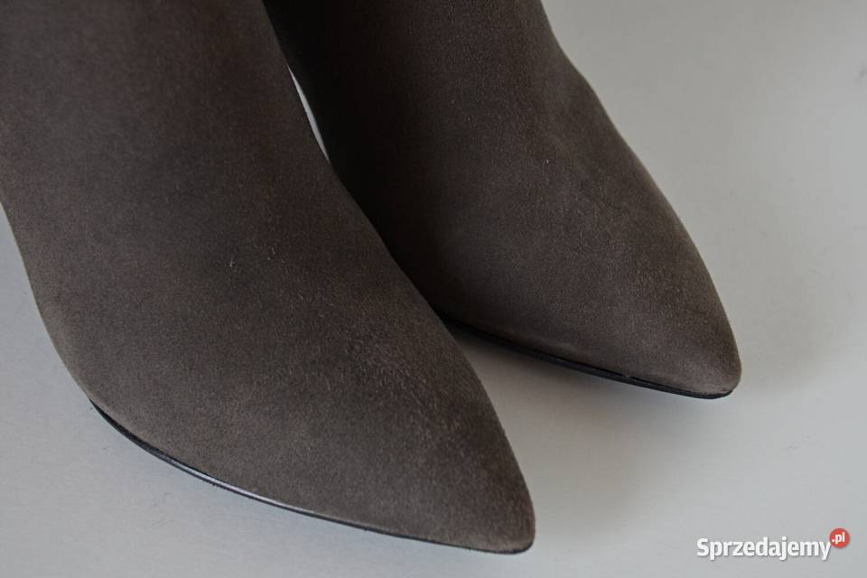 SZARY PRZYJEMNY ZAMSZ kozaki na wygodnej szpilce