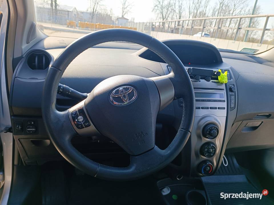 Toyota Yaris Luboń sprzedam