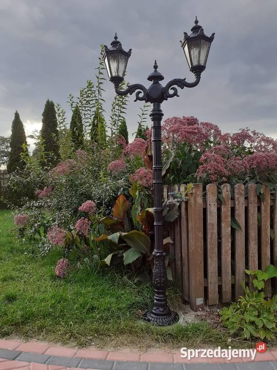 latarnia lampa ogrodowa kinkiet żeliwna parkowa Gołdap