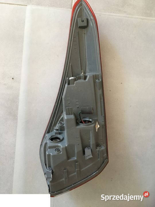 HYUNDAI ELANTRA LAMPA TYŁ PRAWA LED osobowe