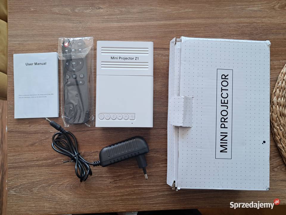 nowy mini projektor ale sprzedaję jako Sandomierz