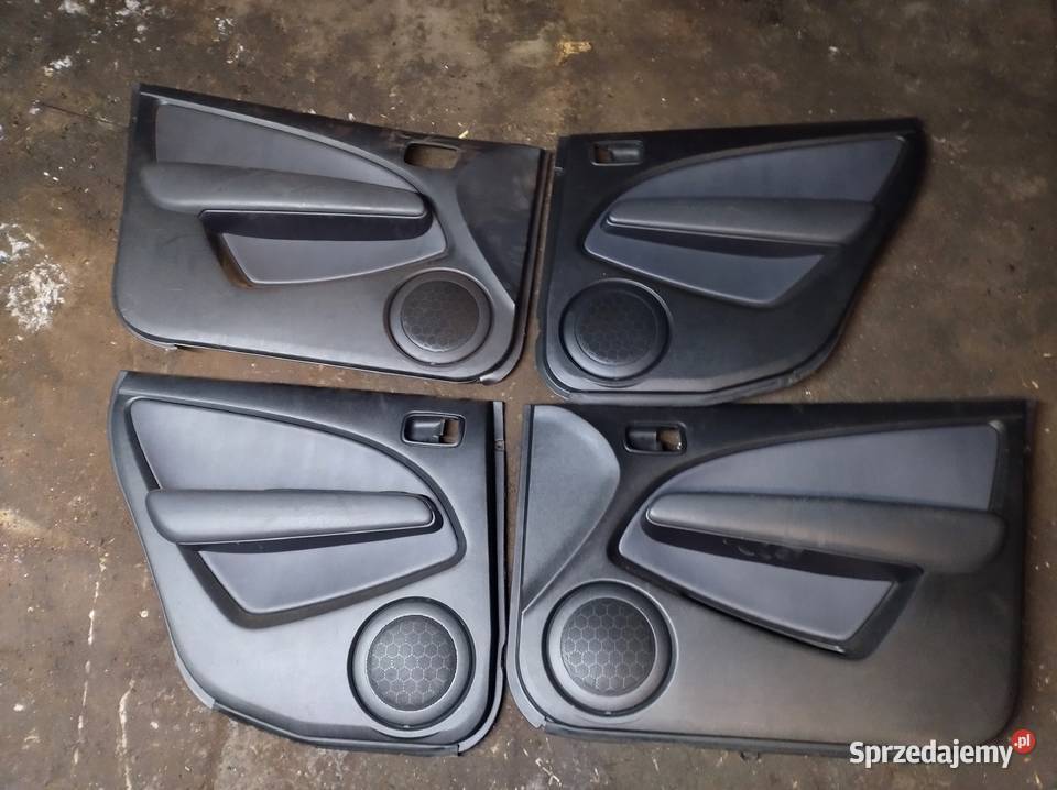 MITSUBISHI OUTLANDER I boczek drzwi boczki terenowe Kielce