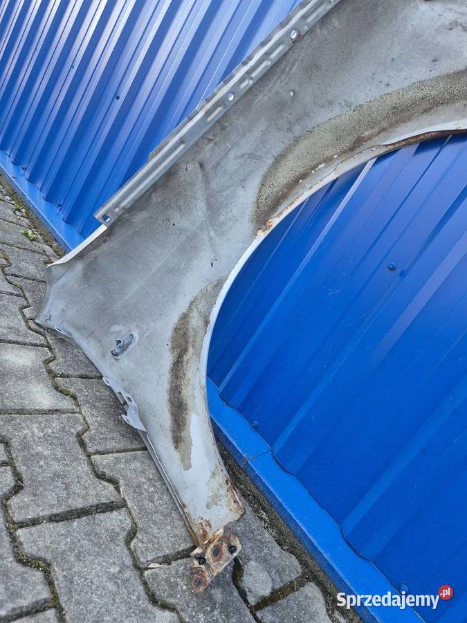 BŁOTNIK PRZÓD LEWY AUDI A4 B6 LY7W SREBRNY osobowe świętokrzyskie Działoszyce