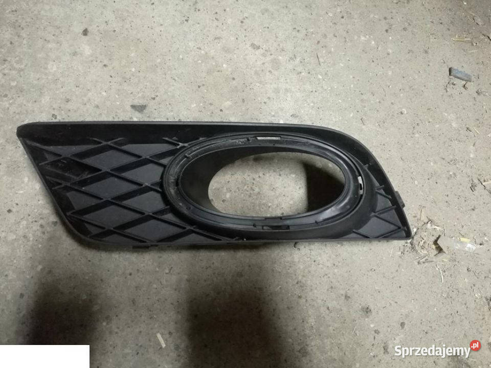 HONDA CIVIC SEDAN 2014 RAMKA HALOGENU LEWA Kozubszczyzna