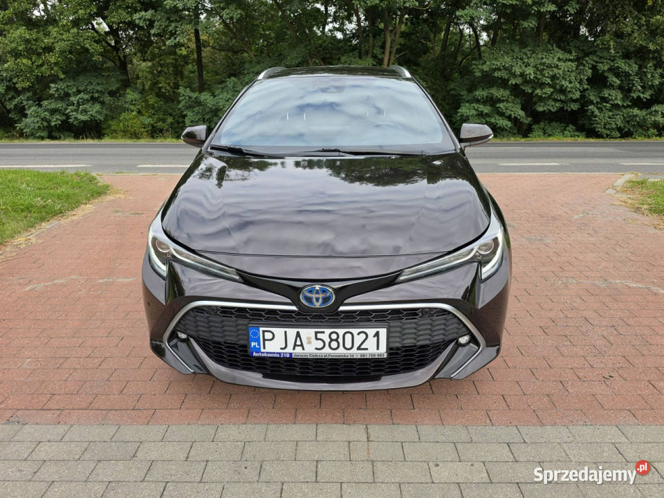 Toyota Corolla Toyota Corolla 18 benzynahybryda Cielcza