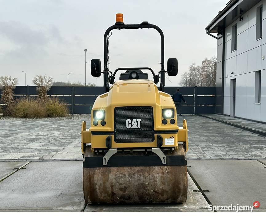 WALEC DROGOWY CATERPILLAR CB27 GC nie Walce