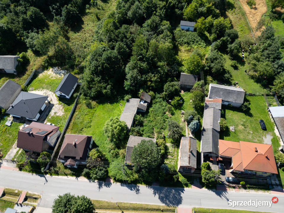 Działka budowlanorolna w centrum Chmielowa 900m Nieruchomości