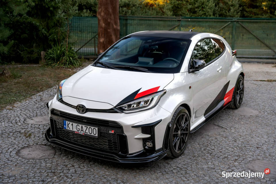 Toyota Yaris GRFour W2C 16 Turbo 261 Pakiet GR 261KM Ropczyce