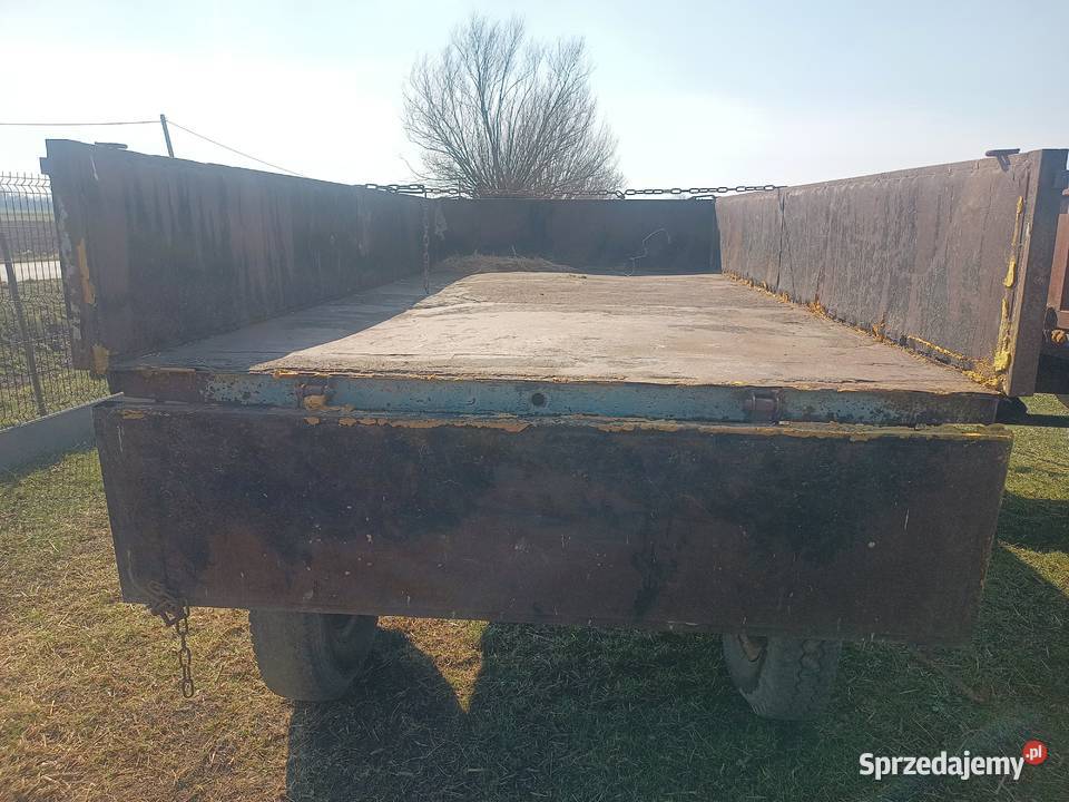 Przyczepa rolnicza dwuosiowa wywrotka uszkodzony Łubnice