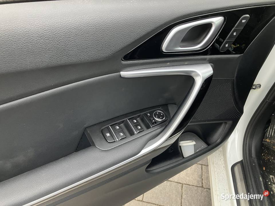 Kia Ceed hybryda plug in Rok produkcji 2020 Zagnańsk