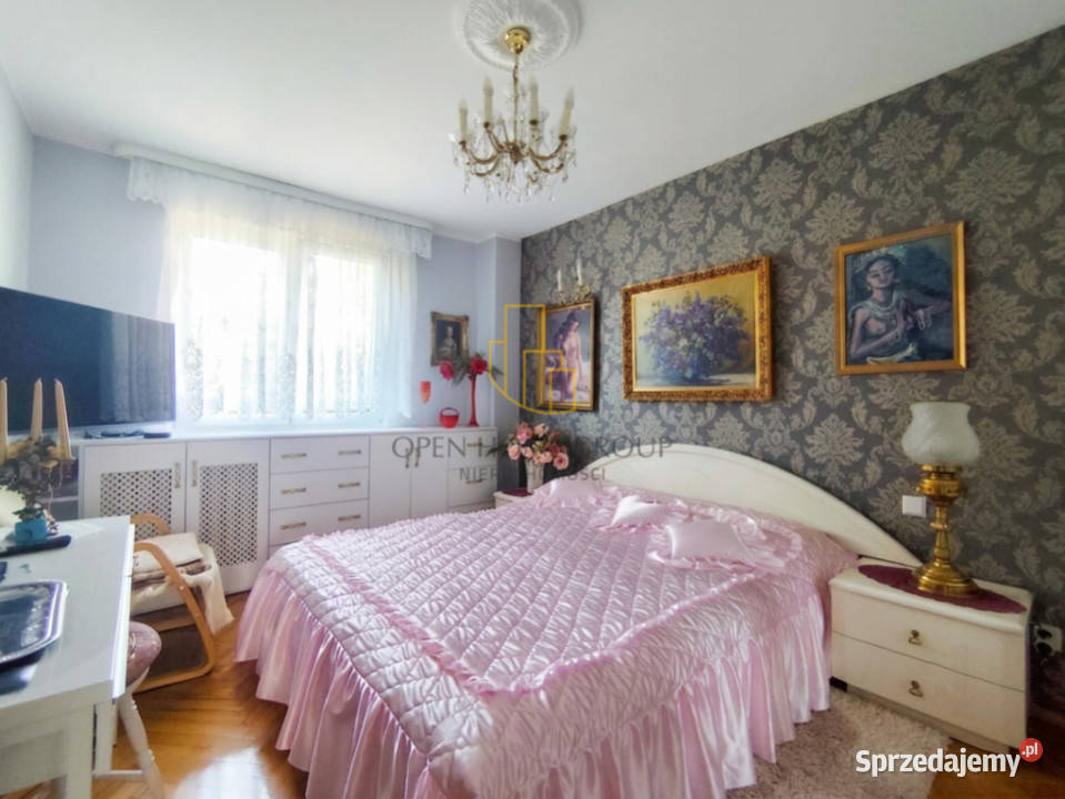 Jasne przestronne 3m z zabudowaną loggią Krzyki oddzielna kuchnia
