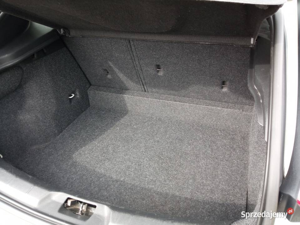 Sprzedam Volvo V40 D2 Momentum 16D czujnik deszczu Gromnik
