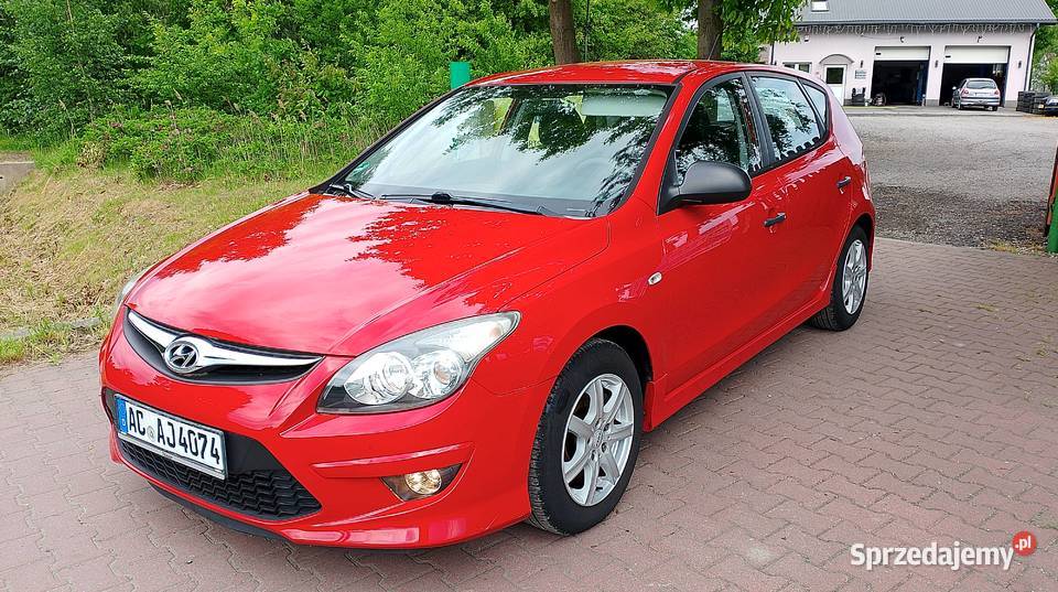 Hyundai i30 1 4 benzyna z Niemiec opłatach ASR (kontrola trakcji) Jastrząb