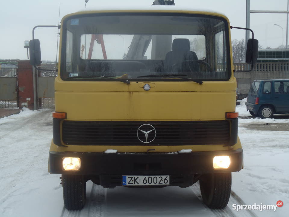 Samochód ciężarowy Mercedes 813 z HDS zachodniopomorskie Koszalin sprzedam