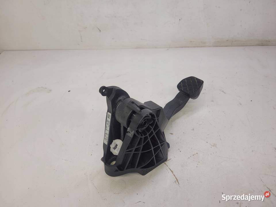 PEDAŁ SPRZĘGŁA AUDI A1 VW SEAT SKODA 6R1721059AB Przystajń