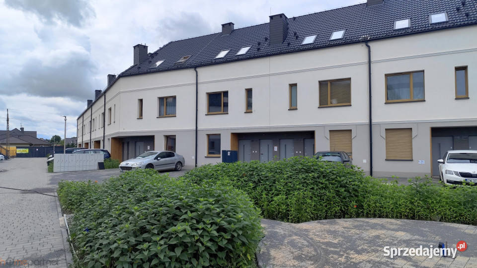 Sprzedaż mieszkania Iwiny Magnoliowa 9063m2 4pok blok