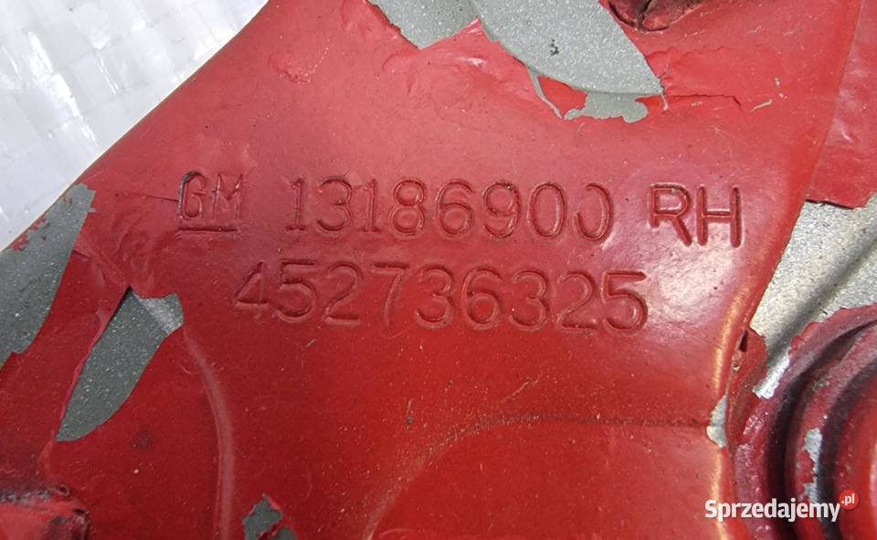zawiasy zawias maski OPEL CORSA E lewy 13186899 osobowe