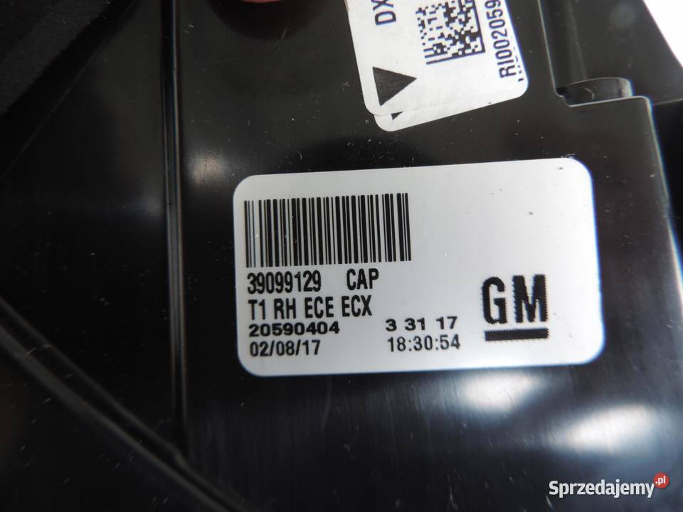 OPEL INSIGNIA B KOMBI LAMPA TYŁ PRAWA NOWA osobowe