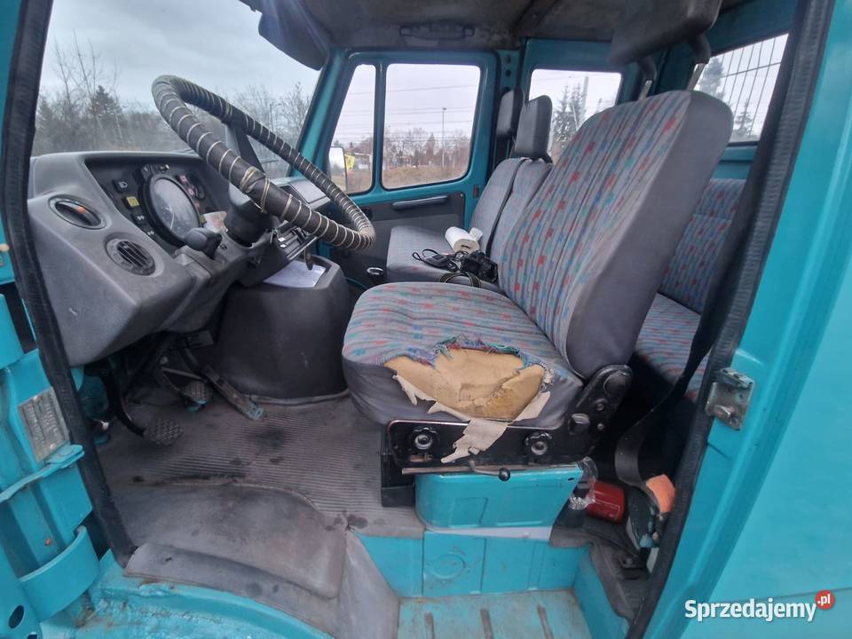 Mercedes 210d Kaczka 3 x kiper hak Częstochowa sprzedam