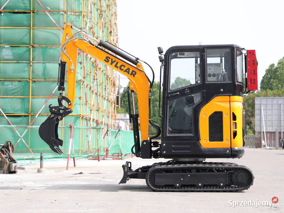 Minikoparka Sylcar 25t Klimatyzacja rozsuwana