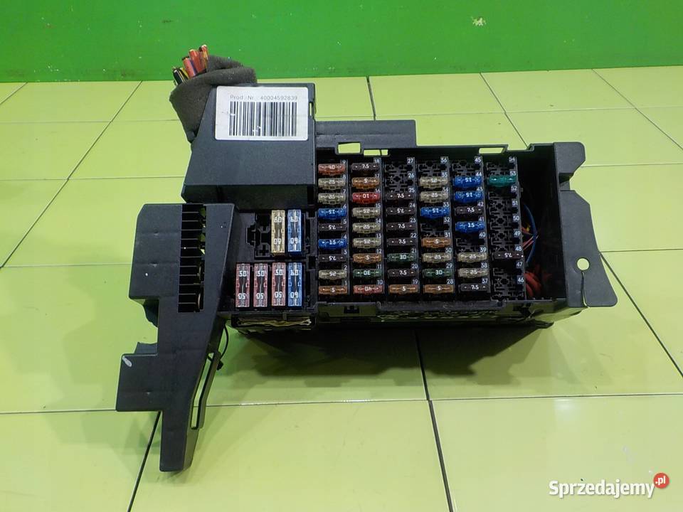 MERCEDES B W245 LIFT 15 B 10r HB 5D skrzynka Suków