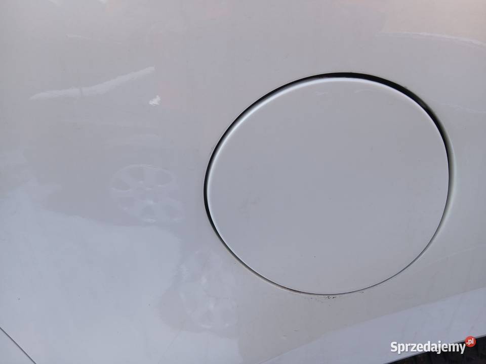 Klapka wlewu paliwa Renault Koleos 2010 biała śląskie Szczerbice
