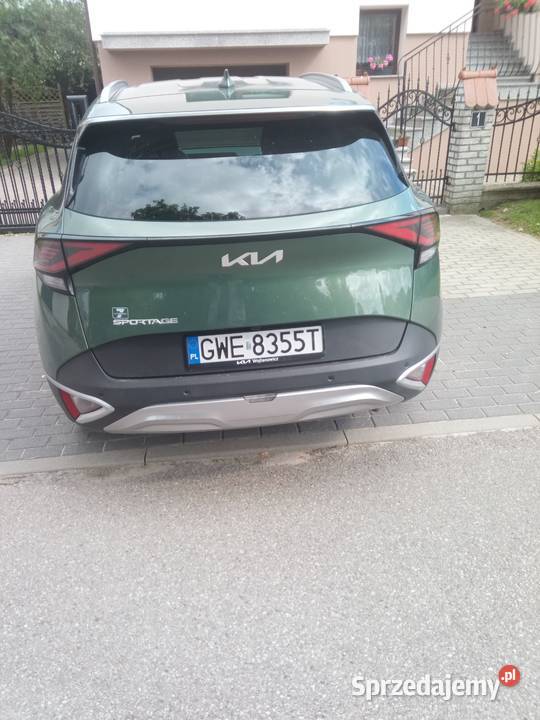 Samochód KIA MHEV Sportage 2023 wspomaganie kierownicy