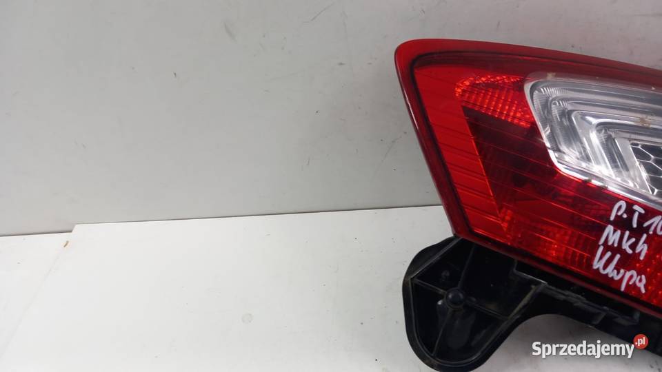 FORD MONDEO MK4 LIFT HB LAMPA TYŁ PRAWA W KLAPĘ osobowe Zbierkowo