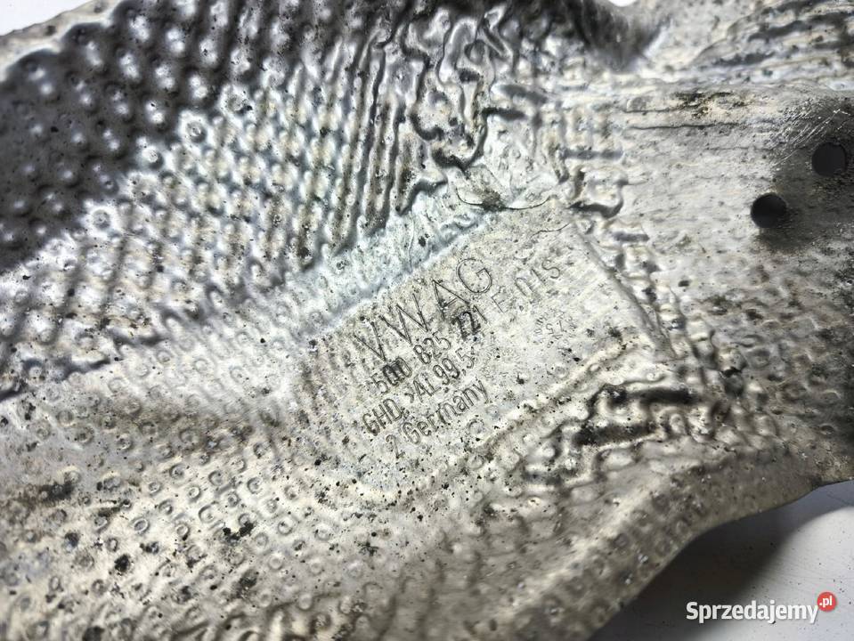 OSŁONA TERMICZNA AUDI A3 8V VOLKSWAGEN SEAT Przystajń