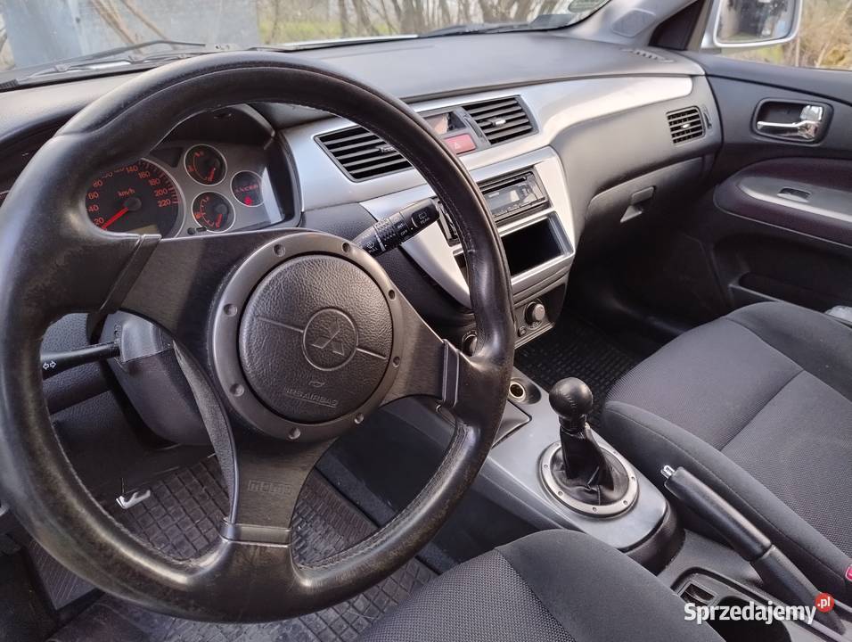Mitsubishi Lancer VII CSW sprowadzony Lancer świętokrzyskie Słupia Nadbrzeżna-Kolonia