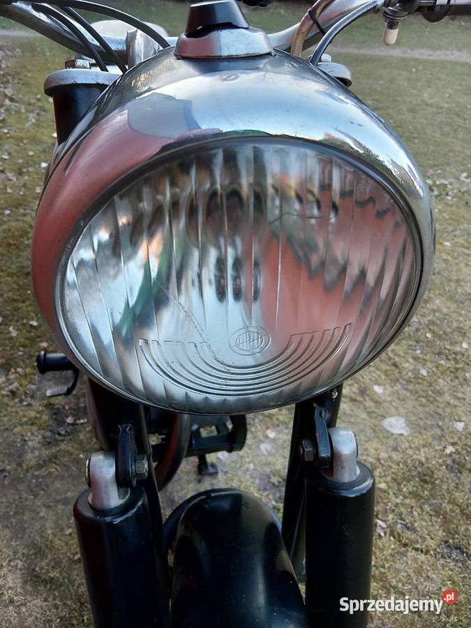 Sprzedam piękną oryginalną SHL 1966r mzwskjunka Kielce