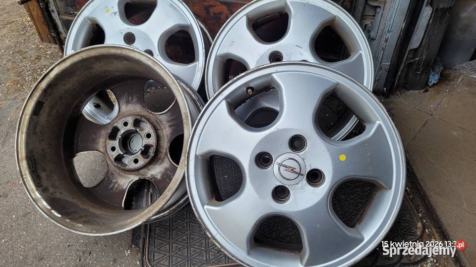 Felgi alu 15 4x100 komplet Średnica 15" Lublin