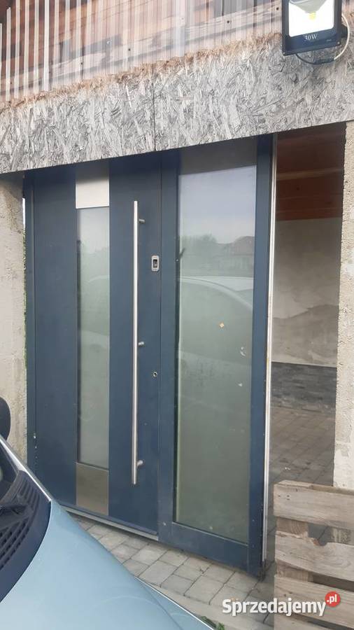 Drzwi wejściowe aluminiowe trzyszybowe Wysokie