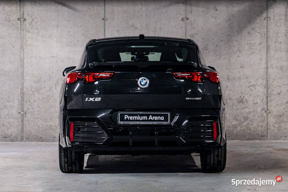 BMW iX2 iX2 eDrive20 Dostępne ręki BMW