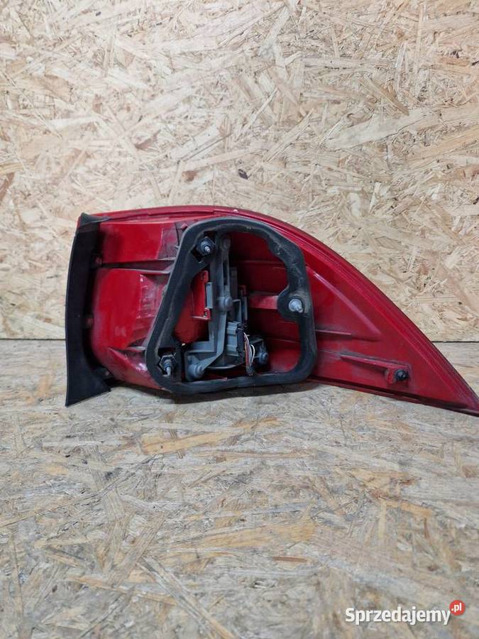 Vw golf 5 kombi lampa lewy tył tył lewy Złotoryja