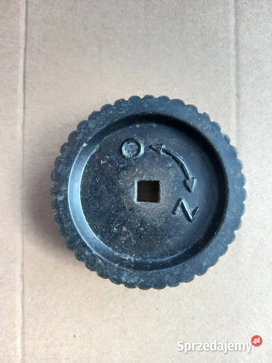 Pokretło grzejnika z bakelitu z czasów PRL retro Tomaszów Lubelski