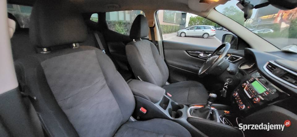 Nissan Qashqai 16 DCI 130 4x4 bezwypadkowy światła przeciwmgielne