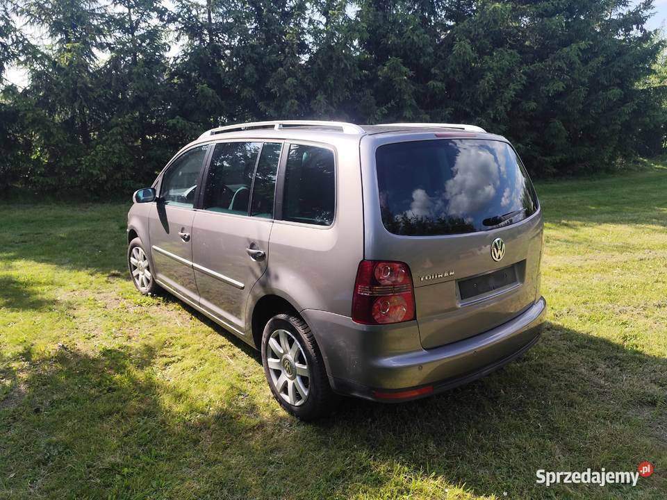 VW Touran 14 benzyna Karsin