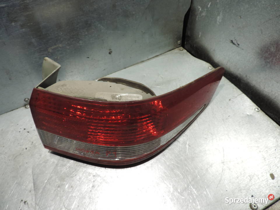 LAMPA TYLNA PRAWA HONDA ACCORD VII SEDAN Nowy Sącz sprzedam