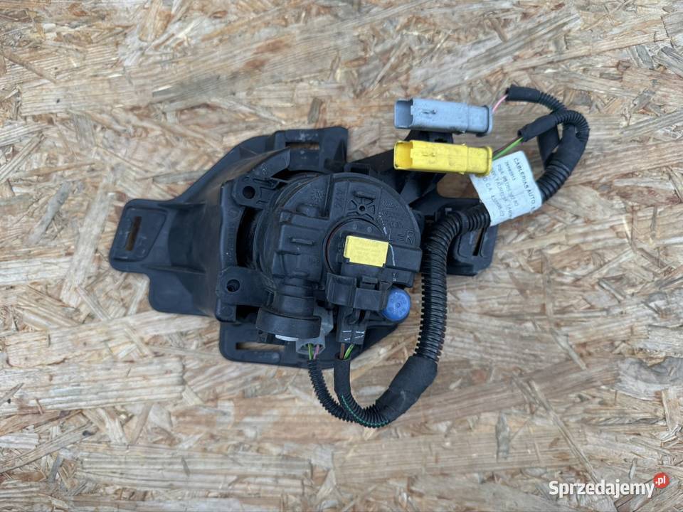 Koszyk uchwyt halogen prawy rh Toyota proace I 1 wielkopolskie Sieraków
