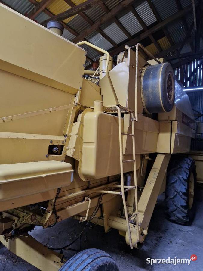 Kombajn zbożowy Holland 80402700mth36 Iłża