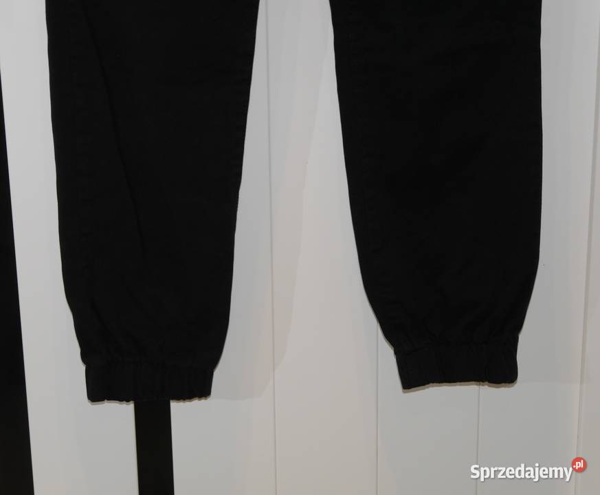 Bershka świetne spodnie joggery 34 XS Bershka dolnośląskie Wrocław
